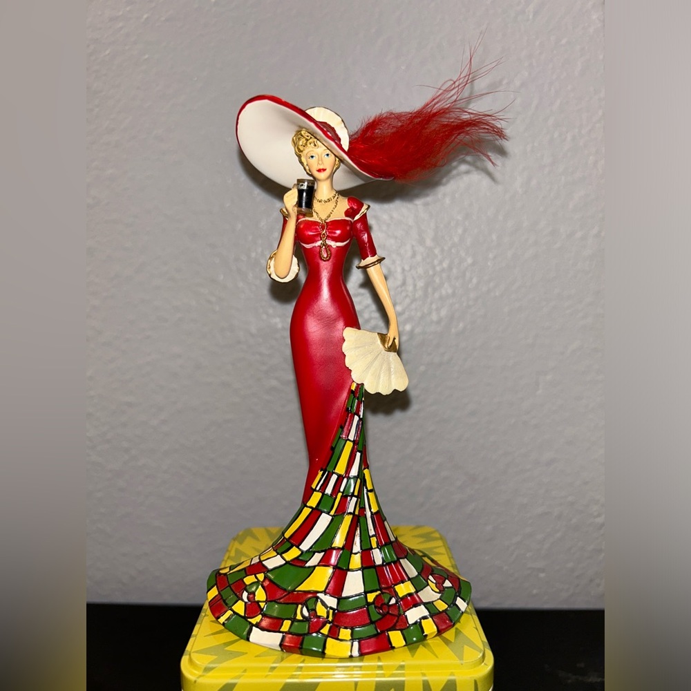 Coca Cola Hamilton Figurine Red Lady W Hat Timeless Refreshment 2010 Limited 7”
